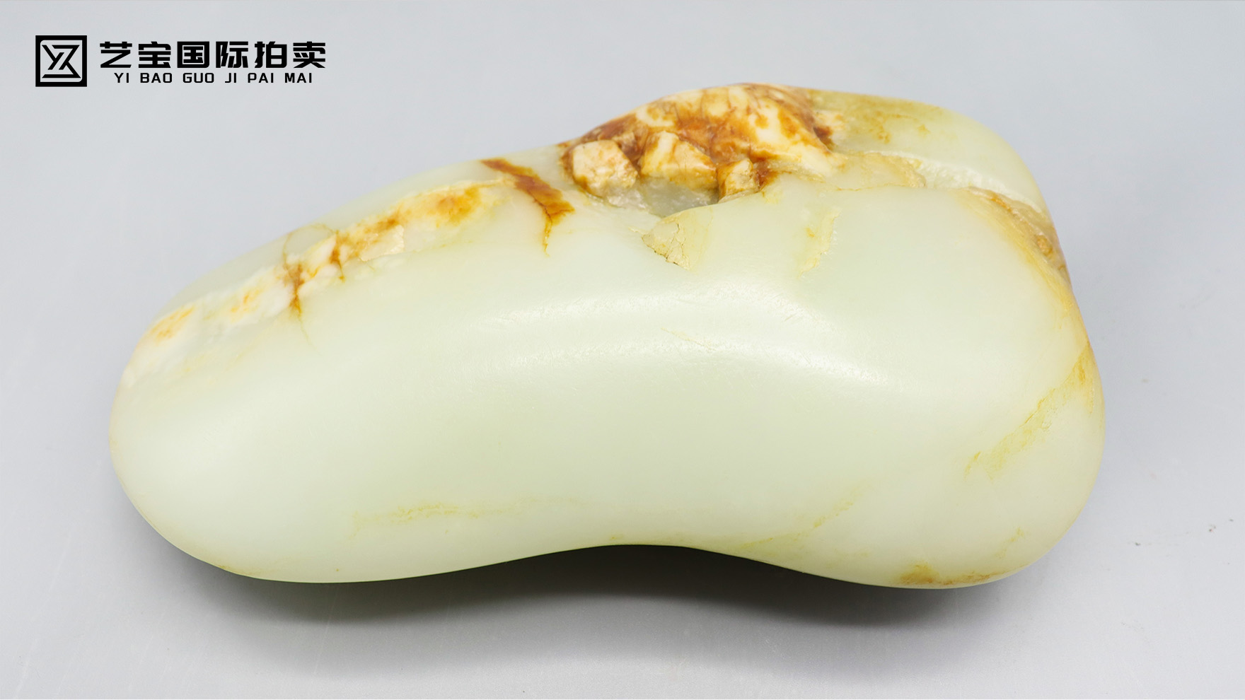 璞玉天成，韵藏千秋——和田玉原石的时光史诗与收藏哲思