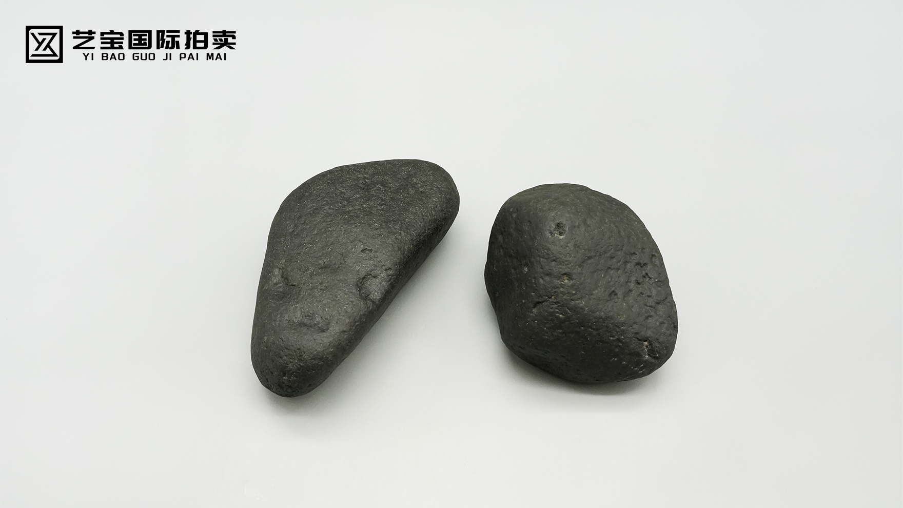 陨石一组：藏在黑岩里的宇宙史诗