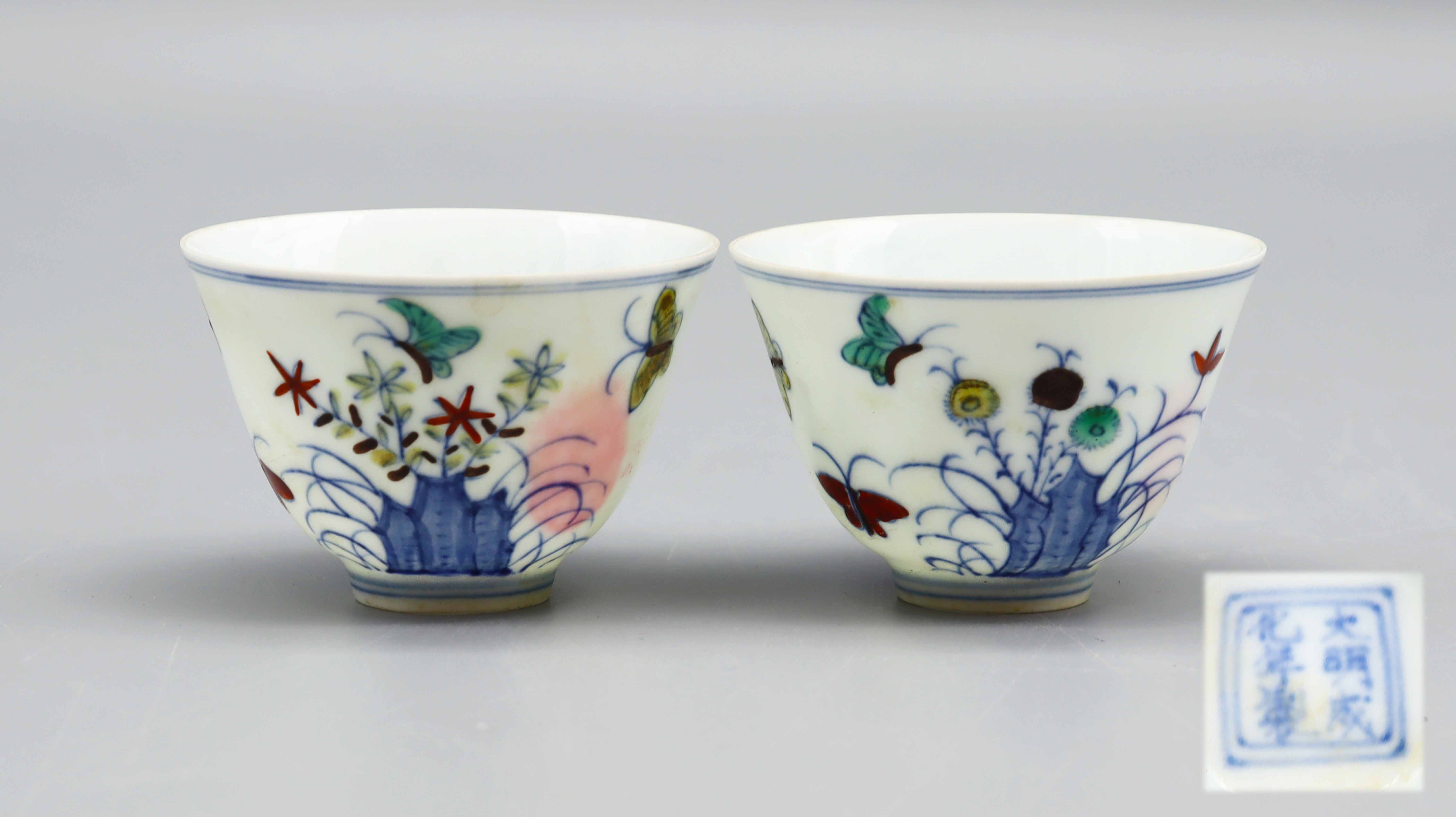 明成化斗彩三秋杯一对 精品.jpg