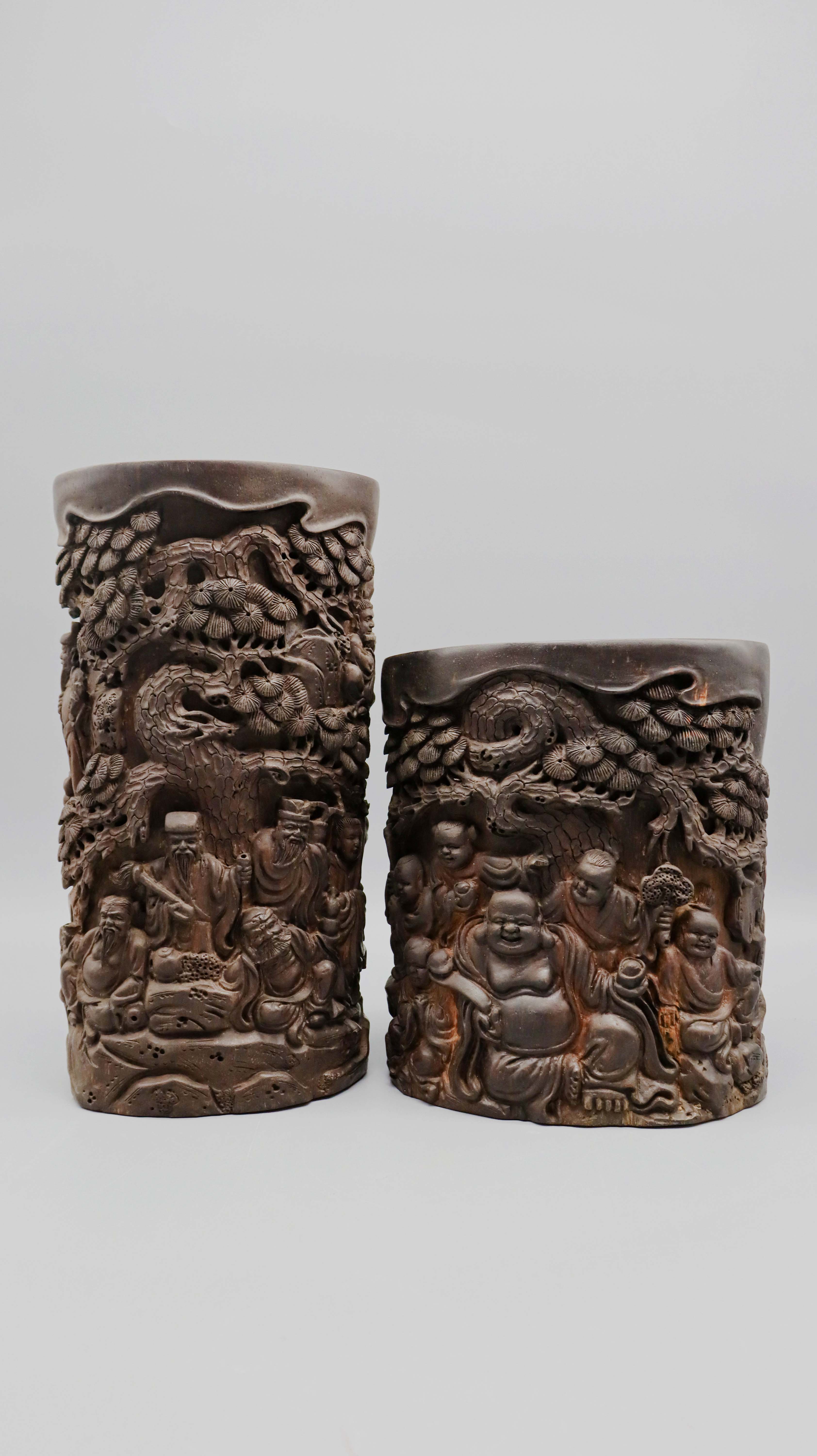 松下问道笔筒童子戏弥勒笔筒一对-北京艺宝国际拍卖有限公司